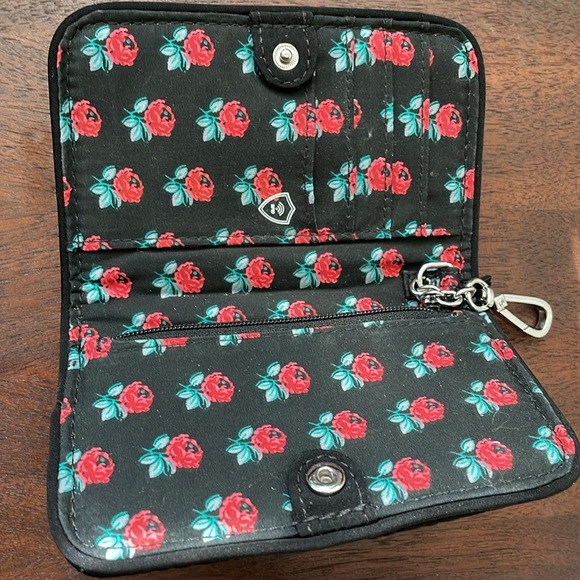 Vera Bradley Anti RFID wallet - Picture 2 of 4